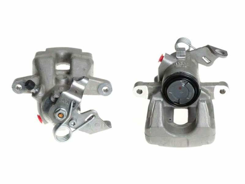 BREMBO Bremssattel 10606270 Überholt
Einbauposition: hinter der Achse, Hinterachse rechts, Bremssystem: LUCAS, Kolbendurchmesser [mm]: 38, Material: Aluminium, Bremsscheibendicke [mm]: 9 1.