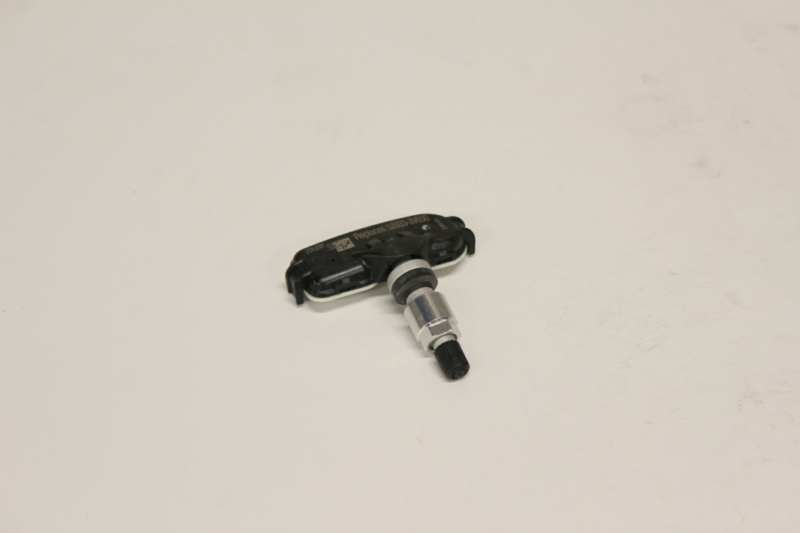 SCHRADER Tire pressure sensor 10699283 Permissible maximum speed [km/h]: 250, Inspection Tag: CE, Supplementary Article/Info 2: with nut, with valves, Vehicle Equipment: for vehicles with tyre pressure control system, Mounting Type: Bolted, Valve colour: Silver, Code: 4078, Frequency Range [MHz]: 433 
Permissible maximum speed [km/h]: 250, Test Mark: CE, Supplementary Article/Info 2: with groove, with valves, Vehicle Equipment: for vehicles with tyre-pressure monitoring system, Mounting Type: Bolted, Valve colour: Silver, Code: 4078