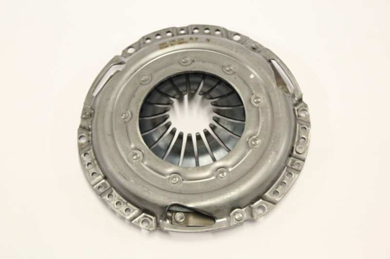 SACHS Clutch cover 90327 Diameter: 240 mm, typical size: M240
Parameter: M240, Diameter [mm]: 240