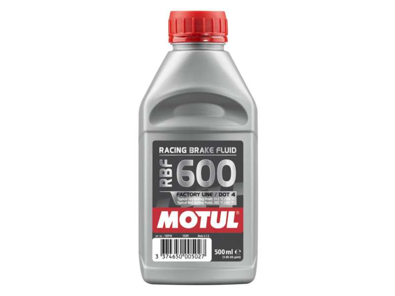 MOTUL Bremsflüssigkeit 122773 RBF 600 Bremsflüssigkeit, 100% synthetisch, Verwendung: Motorrad, Personenwagen, Hersteller Zulassung: FMVSS 116DOT 4, SAE J1703, ISO 4925, sehr hoher nasses Siedepunkt (205) OC sorgt selbst bei Regentümingwetter effektives Bremsen. Mit Nicht -Tailor- und Silikonbremsflüssigkeiten mischen. 0,5 l.
Inhalt [Liter]: 0,5, Gebindeart: Flasche, Spezifikation nach DOT: DOT 4, DIN/ISO: ISO 4925 (5.1, 4+3)
Kann aus Gründen der Qualitätssicherung nicht zurückgenommen werden! 1.