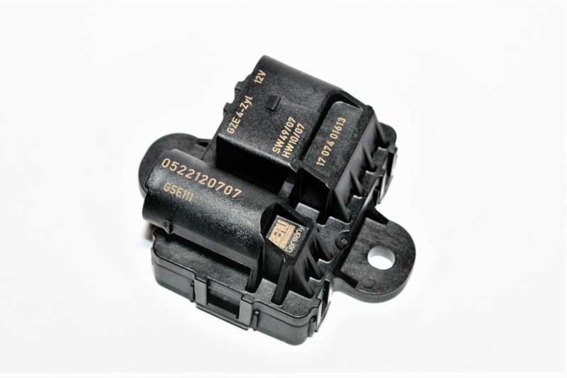 BERU Glow plug controller 787432 Number of Cylinders: 4, Voltage [V]: 12, Glow Plug Design: after-glow capable