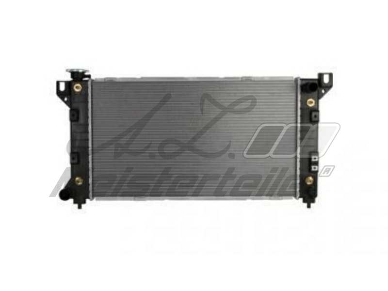 A.Z. MEISTERTEILE Radiator 10401714 Cooling fins material: Aluminium, Core Depth [mm]: 40, Core Length [mm]: 667, Core Width [mm]: 378, Radiator type: Brazed cooling fins, Supplementary Article/Supplementary Info: with oil cooler, Water Tank Material (radiator): Plastic