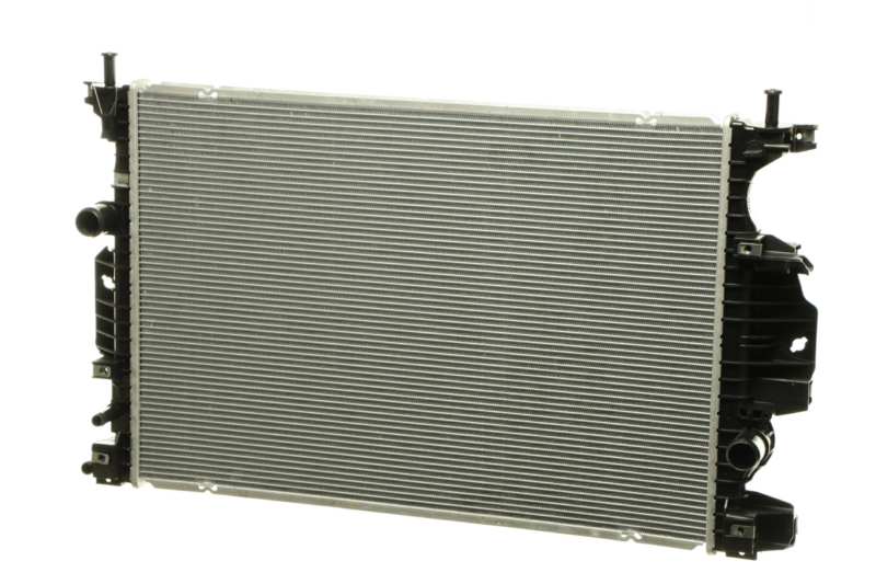 NISSENS Radiator 10371881 Cooling fins material: Aluminium, Core Depth [mm]: 26, Core Length [mm]: 670, Core Width [mm]: 448, Inlet O [mm]: 34, Outlet O [mm]: 34, Radiator type: Brazed cooling fins, Supplementary Article/Info 2: without expansion tank, Supplementary Article/Supplementary Info: without gasket/seal, Water Tank Material (radiator): Plastic Technical Information: Radiator with 5mm system-Advanced technology with higher power effect 1.
