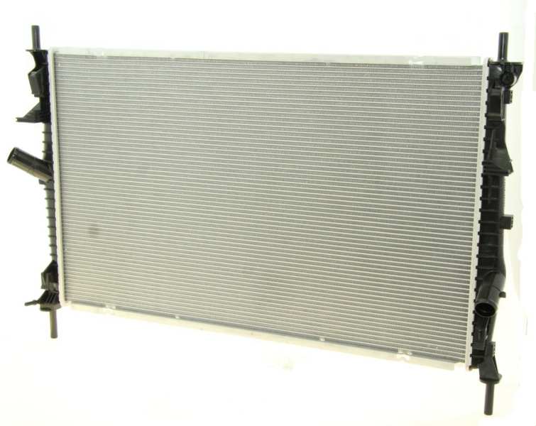 NISSENS Radiator 10400138 Cooling fins material: Aluminium, Core Depth [mm]: 16, Core Length [mm]: 768, Core Width [mm]: 458, Inlet O [mm]: 33, Outlet O [mm]: 33, Radiator type: Brazed cooling fins, Supplementary Article/Info 2: without expansion tank, Supplementary Article/Supplementary Info: with gaskets/seals, Water Tank Material (radiator): Plastic Technical Information: Radiator with 5mm system-Advanced technology with higher power effect 1.