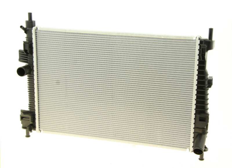 NISSENS Radiator 10400141 Cooling fins material: Aluminium, Core Depth [mm]: 26, Core Length [mm]: 545, Core Width [mm]: 362, Inlet O [mm]: 33, Outlet O [mm]: 33,5, Radiator type: Brazed cooling fins, Supplementary Article/Info 2: without cap, without expansion tank, Supplementary Article/Supplementary Info: without gasket/seal, Water Tank Material (radiator): Plastic 1.
