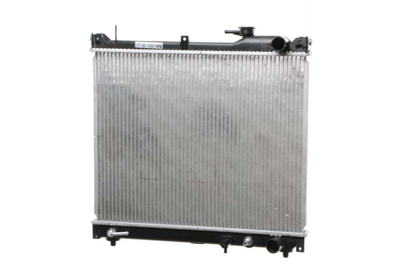 NISSENS Radiator 10657070 For vehicles without climate/climate, automatic gearbox
Cooling fins material: Aluminium, Core Depth [mm]: 16, Core Length [mm]: 425, Core Width [mm]: 518, Inlet O [mm]: 34, Outlet O [mm]: 34, Radiator type: Brazed cooling fins, Supplementary Article/Info 2: without expansion tank, Supplementary Article/Supplementary Info: with oil cooler, without gasket/seal, Water Tank Material (radiator): Plastic 1.