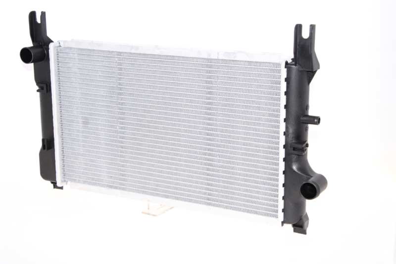NISSENS Radiator 292630 Aluminum/plastic
Cooling fins material: Aluminium, Core Depth [mm]: 34, Core Length [mm]: 500, Core Width [mm]: 304, Inlet O [mm]: 33, Outlet O [mm]: 33, Radiator type: Mechanically jointed cooling fins, Supplementary Article/Info 2: without cap, without expansion tank, Supplementary Article/Supplementary Info: with gaskets/seals, Water Tank Material (radiator): Plastic 1.