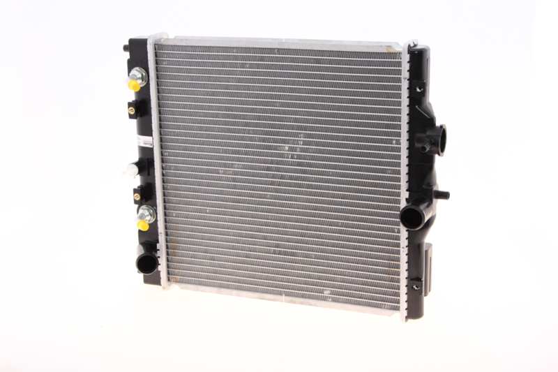 NISSENS Radiator 293277 Aluminum/plastic
Cooling fins material: Aluminium, Core Depth [mm]: 16, Core Length [mm]: 350, Core Width [mm]: 348, Inlet O [mm]: 28, Outlet O [mm]: 28, Radiator type: Brazed cooling fins, Supplementary Article/Info 2: without expansion tank, Supplementary Article/Supplementary Info: with oil cooler, with gaskets/seals, Water Tank Material (radiator): Plastic 1.