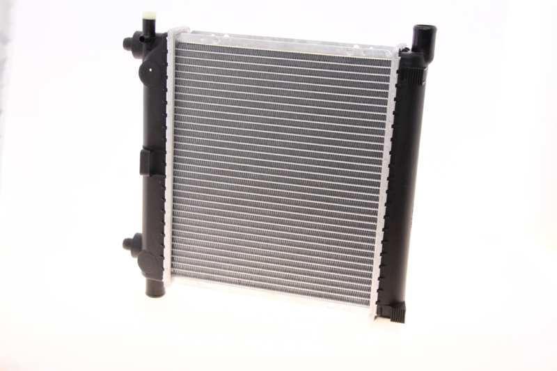 NISSENS Radiator 292851 Cooling fins material: Aluminium, Core Depth [mm]: 40, Core Length [mm]: 295, Core Width [mm]: 338, Inlet O [mm]: 30, Outlet O [mm]: 30, Radiator type: Brazed cooling fins, Supplementary Article/Info 2: without expansion tank, Supplementary Article/Supplementary Info: with gaskets/seals, Water Tank Material (radiator): Plastic 1.