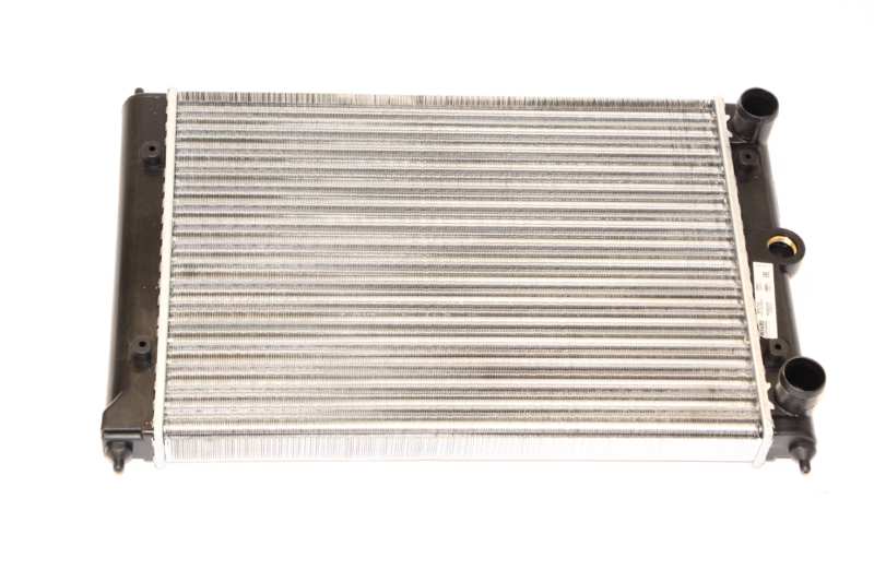 NISSENS Radiator 293860 Aluminum/plastic
Cooling fins material: Aluminium, Core Depth [mm]: 34, Core Length [mm]: 433, Core Width [mm]: 322, Inlet O [mm]: 32, Outlet O [mm]: 32, Radiator type: Mechanically jointed cooling fins, Supplementary Article/Info 2: without cap, without expansion tank, Supplementary Article/Supplementary Info: with gaskets/seals, Water Tank Material (radiator): Plastic 1.