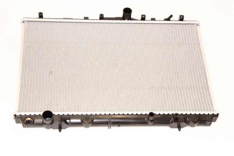 NISSENS Radiator 293050 Aluminum/plastic
Cooling fins material: Aluminium, Core Depth [mm]: 32, Core Length [mm]: 400, Core Width [mm]: 658, Radiator type: Brazed cooling fins, Water Tank Material (radiator): Plastic 1.