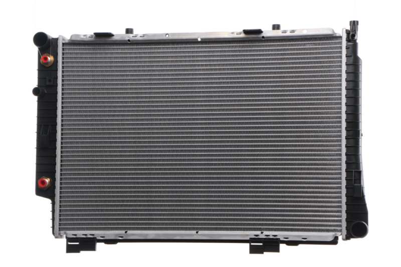 NISSENS Radiator 292985 Aluminum/plastic
Cooling fins material: Aluminium, Core Depth [mm]: 32, Core Length [mm]: 617, Core Width [mm]: 419, Inlet O [mm]: 35, Outlet O [mm]: 35, Radiator type: Brazed cooling fins, Supplementary Article/Info 2: without cap, without expansion tank, Supplementary Article/Supplementary Info: with oil cooler, without gasket/seal, Water Tank Material (radiator): Plastic 1.