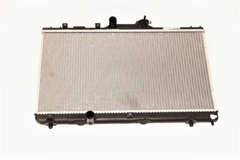 NISSENS Radiator 293762 Aluminum/plastic
Cooling fins material: Aluminium, Core Depth [mm]: 16, Core Length [mm]: 350, Core Width [mm]: 638, Inlet O [mm]: 32, Outlet O [mm]: 31, Radiator type: Brazed cooling fins, Supplementary Article/Info 2: without expansion tank, Supplementary Article/Supplementary Info: without gasket/seal, Water Tank Material (radiator): Plastic 1.