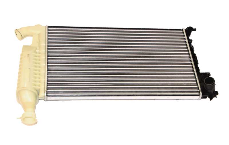 NISSENS Radiator 293371 Aluminum/plastic
Cooling fins material: Aluminium, Core Depth [mm]: 23, Core Length [mm]: 610, Core Width [mm]: 378, Inlet O [mm]: 48, Outlet O [mm]: 40, Radiator type: Mechanically jointed cooling fins, Supplementary Article/Info 2: without expansion tank, Supplementary Article/Supplementary Info: without gasket/seal, Water Tank Material (radiator): Plastic 1.