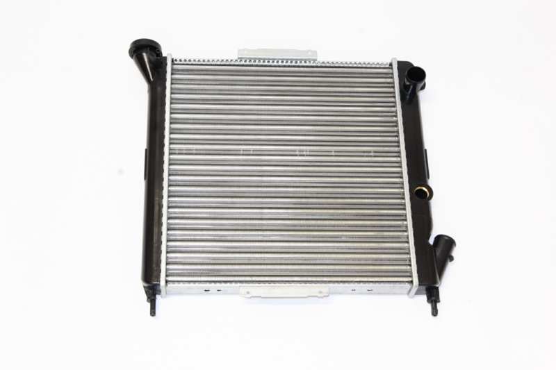 NISSENS Radiator 293460 Cooling fins material: Aluminium, Core Depth [mm]: 34, Core Length [mm]: 360, Core Width [mm]: 398, Inlet O [mm]: 32, Outlet O [mm]: 32, Radiator type: Mechanically jointed cooling fins, Supplementary Article/Info 2: with cap, without expansion tank, Supplementary Article/Supplementary Info: with gaskets/seals, Water Tank Material (radiator): Plastic 1.