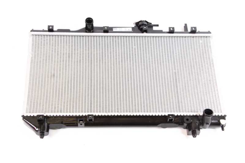 NISSENS Radiator 293788 Aluminum/plastic
Cooling fins material: Aluminium, Core Depth [mm]: 16, Core Length [mm]: 325, Core Width [mm]: 658, Inlet O [mm]: 31, Outlet O [mm]: 33, Radiator type: Brazed cooling fins, Supplementary Article/Info 2: without cap, without expansion tank, Supplementary Article/Supplementary Info: with gaskets/seals, Water Tank Material (radiator): Plastic 1.