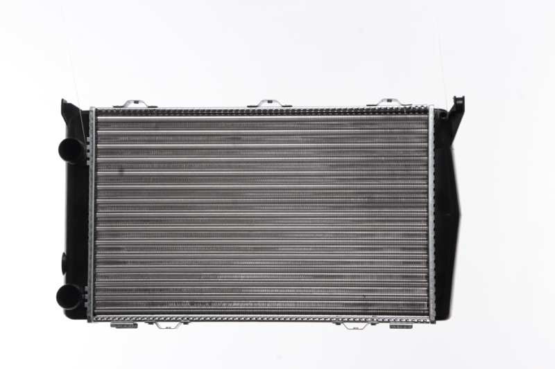 NISSENS Radiator 293818 Copper/bronze
Cooling fins material: Aluminium, Core Depth [mm]: 34, Core Length [mm]: 444, Core Width [mm]: 285, Inlet O [mm]: 33, Outlet O [mm]: 33, Radiator type: Mechanically jointed cooling fins, Supplementary Article/Info 2: without cap, without expansion tank, Supplementary Article/Supplementary Info: with gaskets/seals, Water Tank Material (radiator): Plastic 1.