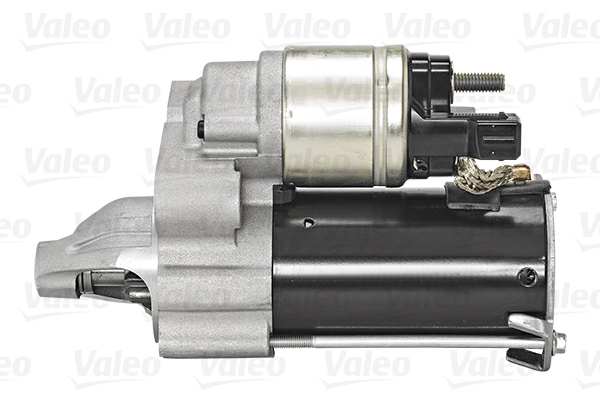 VALEO Starter 635146 new
New part without deposit: , Voltage [V]: 12, Rated Power [kW]: 0,9, Number of Teeth: 9, Number of Holes: 4, Number of thread bores: 2, Rotation Direction: Clockwise rotation, Position / Degree: L/R  48, Clamp: NO, Flange O [mm]: 69 1.