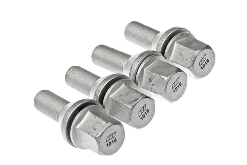 A.Z. MEISTERTEILE Wheel bolt 11108788 4 pcs/pack
Rims: for light alloy rims, Length [mm]: 53, Outer Diameter [mm]: 22,7, External Thread Size: M12 x 1,5, Thread Length [mm]: 23, Quality/ Grade: 10.9, Spanner Size: 17, Bolt Head-/Nut Design: Male Hex, Wheel Fastening: Conical Seat F, Material: Steel, Surface: Zink flake coated, Screw length below head [mm]: 26, Fitting Position: Front Axle, Rear Axle, Observe service information: