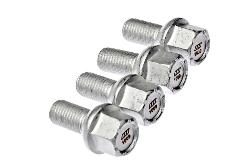 A.Z. MEISTERTEILE Wheel bolt 11108781 4 pcs/pack
Rims: for steel rims, Length [mm]: 40, Outer Diameter [mm]: 23, External Thread Size: M12 x 1,5, Thread Length [mm]: 19, Quality/ Grade: 10.9, Spanner Size: 17, Bolt Head-/Nut Design: Male Hex, Wheel Fastening: Ball seat A/G, Material: Steel, Surface: Zink flake coated, Screw length below head [mm]: 20, Fitting Position: Front Axle, Rear Axle, Observe service information: 1.