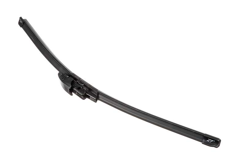 A.Z. MEISTERTEILE Wiper blades 10985370 500 mm. 1 Multi-clip. flat. graphite coated
Length [mm]: 500, Length [in]: 20, Shape: Flat, Styling: with spoiler, Packing Type: Blister Pack