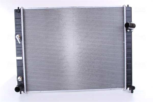 NISSENS Radiator 10400169 Cooling fins material: Aluminium, Core Depth [mm]: 16, Core Length [mm]: 636, Core Width [mm]: 518, Inlet O [mm]: 35, Outlet O [mm]: 35, Radiator type: Brazed cooling fins, Supplementary Article/Info 2: without expansion tank, Supplementary Article/Supplementary Info: with oil cooler, without gasket/seal, Water Tank Material (radiator): Plastic 1.