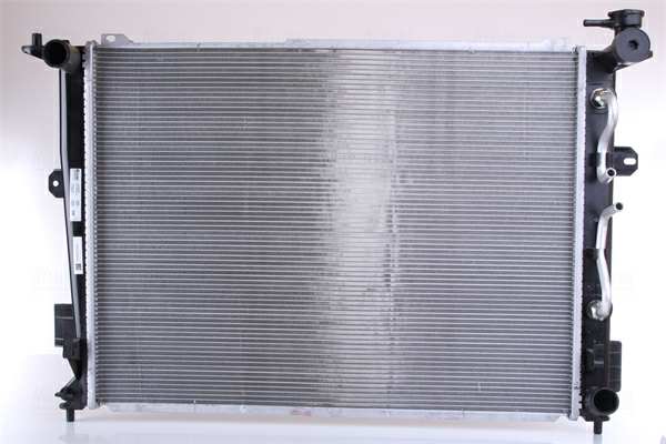 NISSENS Radiator 10400151 Cooling fins material: Aluminium, Core Depth [mm]: 16, Core Length [mm]: 635, Core Width [mm]: 480, Radiator type: Brazed cooling fins, Supplementary Article/Supplementary Info: with oil cooler, Water Tank Material (radiator): Plastic Technical Information: Radiator with 5mm system-Advanced technology with higher power effect 1.