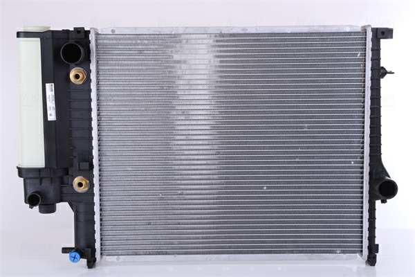 NISSENS Radiator 292108 Aluminum/plastic
Cooling fins material: Aluminium, Core Depth [mm]: 40, Core Length [mm]: 520, Core Width [mm]: 438, Inlet O [mm]: 40, Outlet O [mm]: 40, Radiator type: Brazed cooling fins, Supplementary Article/Info 2: without cap, without expansion tank, Supplementary Article/Supplementary Info: with oil cooler, with gaskets/seals, Water Tank Material (radiator): Plastic 1.