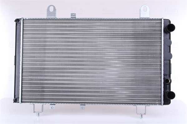 NISSENS Radiator 293331 Copper/bronze
Cooling fins material: Aluminium, Core Depth [mm]: 34, Core Length [mm]: 662, Core Width [mm]: 416, Inlet O [mm]: 38, Outlet O [mm]: 38, Radiator type: Mechanically jointed cooling fins, Supplementary Article/Info 2: without cap, without expansion tank, Supplementary Article/Supplementary Info: with gaskets/seals, Water Tank Material (radiator): Plastic 1.