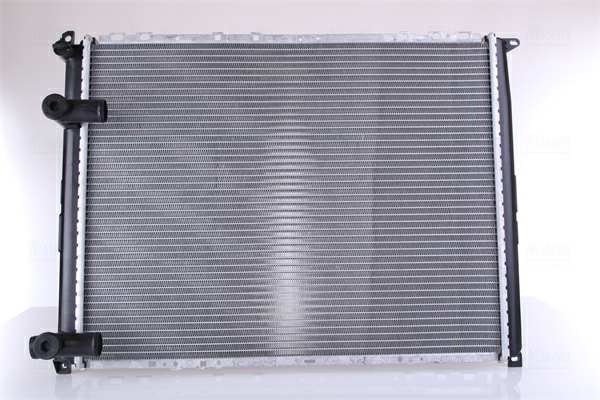 NISSENS Radiator 293517 Aluminum/plastic
Cooling fins material: Aluminium, Core Depth [mm]: 32, Core Length [mm]: 588, Core Width [mm]: 459, Radiator type: Brazed cooling fins, Water Tank Material (radiator): Plastic 1.