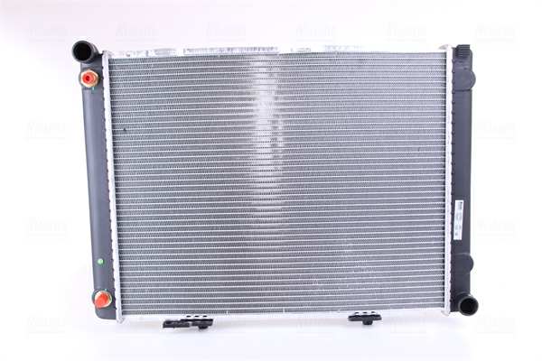 NISSENS Radiator 292991 Aluminum/plastic
Cooling fins material: Aluminium, Core Depth [mm]: 40, Core Length [mm]: 574, Core Width [mm]: 449, Radiator type: Brazed cooling fins, Supplementary Article/Supplementary Info: with oil cooler, Water Tank Material (radiator): Plastic 1.