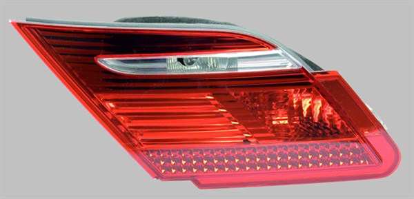 MAGNETI MARELLI Rücklicht 10281091 Links, innerer Teil mit Sockel
Einbauseite: links, Ergänzungsartikel/Ergänzende Info: mit lampenträger