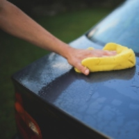 Top 5 Produkte, die in unserem Autopflege-Sortiment nicht fehlen dürfen