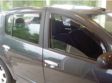 SZATUNA Luftabweiser 10363334 Front+Heckset (4 Stcs), Dacia Sandero, Sandero-Stiefe, 5 Türen, 2004-2012, Fensterrahmen können in Gummisiegel, nicht klebrig, installiert werden. Geprägte Form. Im Durchschnitt 7 cm breit. Es geht durch die gesamte Länge des Fensterrahmens. Transparente Rauchfarbe. Boxinhalt: 1 Set (vorne+hinterher) Luftabweiser, Zeichnungsanweisungen, Befestigungselemente. 2.