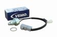 VEMO Schalter. Rückfahrleuchte 10475486 Gewindemaß: M18 x 1,5, Betriebsart: elektrisch, Schlüsselweite: 27, Anzahl der Steckkontakte: 2 4.