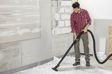 KÄRCHER Industriestaubsauger 11541425 Nass- und Trockensauger WD 6 P S V-30/8/22/T Renovation‚ Er bietet eine extrem hohe Saugleistung bei einem Energieverbrauch von nur 1300 Watt. Lieferumfang: Saugschlauch: 2,2 m, mit gebogenem Griff, Kunststoff, abnehmbarer Griff mit Antistatikschutz, Saugrohre: 2 Stück, 0,5 m, 35 mm, Edelstahl, Nass-Trocken-Bodenreinigungskopf: umschaltbar, Fugenreinigungskopf 6.