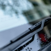 Replacing Windshield Wipers in the Summer