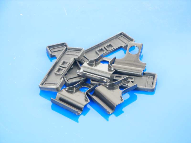 THULE Typgleicher Montagesatz 605424 Rapid Kit Set für schnelle Sohlen 1.