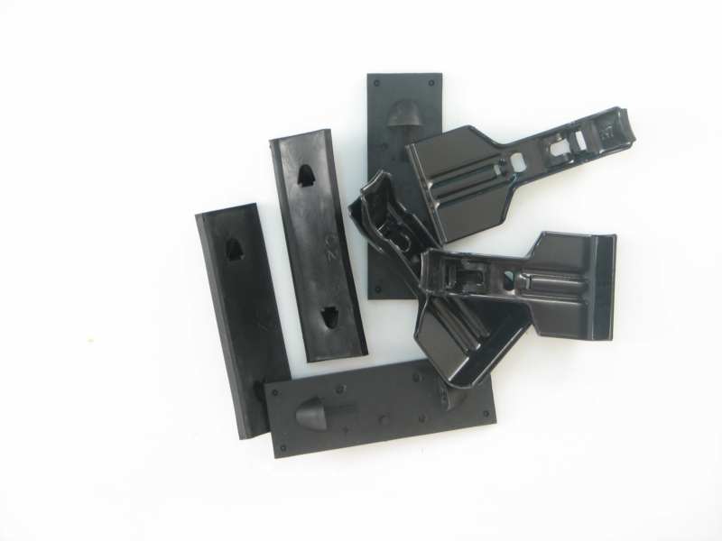 THULE Typgleicher Montagesatz 605900 Kit (4 dB) 1.