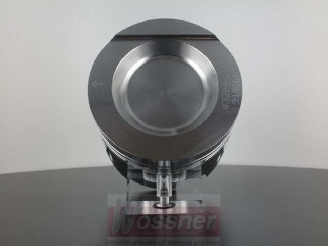 WÖSSNER Kolbensatz 10048238 4 Zylinder, d: 82,43 mm, Comp.:8.26