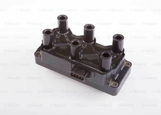 BOSCH Zündspule 565609 ohne Halter
Nennspannung [V]: 14, Ergänzungsartikel/Ergänzende Info: ohne Halter 1.