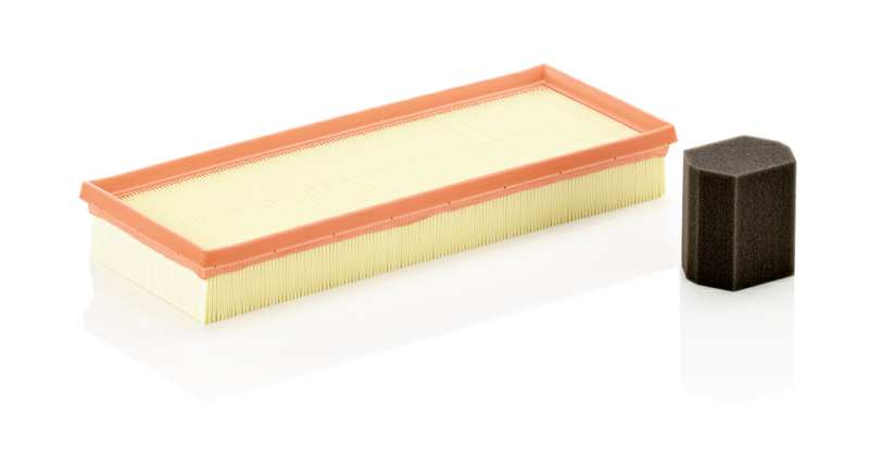 MANN-FILTER Luftfilter 10365607 Set
Filterausführung: Filtereinsatz, EU-Produktsicherheitsverordnung (GPSR): IEC 60417-6183 mechanisches Fachwissen erforderlich, Ergänzungsartikel/Ergänzende Info: mit Zusatzfilter für Kurbelgehäuseentlüftung, Länge [mm]: 351, Breite [mm]: 136, Höhe [mm]: 44