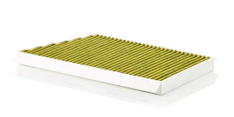 MANN-FILTER Innenraumluftfilter 10371002 Basisversion (Art.-Nr.): CU 3461/1, Basisversion mit Aktivkohle (Art.-Nr.): CUK 3461/1, EU-Produktsicherheitsverordnung (GPSR): IEC 60417-6183 mechanisches Fachwissen erforderlich, Einbauposition: Motorraum Beifahrerseite, unter der Wasserkastenabdeckung, Links-/Rechtslenker: für Rechtslenker, Filterausführung: Aktivkohlefilter mit Polyphenol, mit antibakterieller Wirkung, Feinstaubfilter (PM 2.5), mit fungizider Wirkung, Aktivkohlefilter, Einbauzeit [min]: 12, Länge [mm]: 332, Breite [mm]: 187,