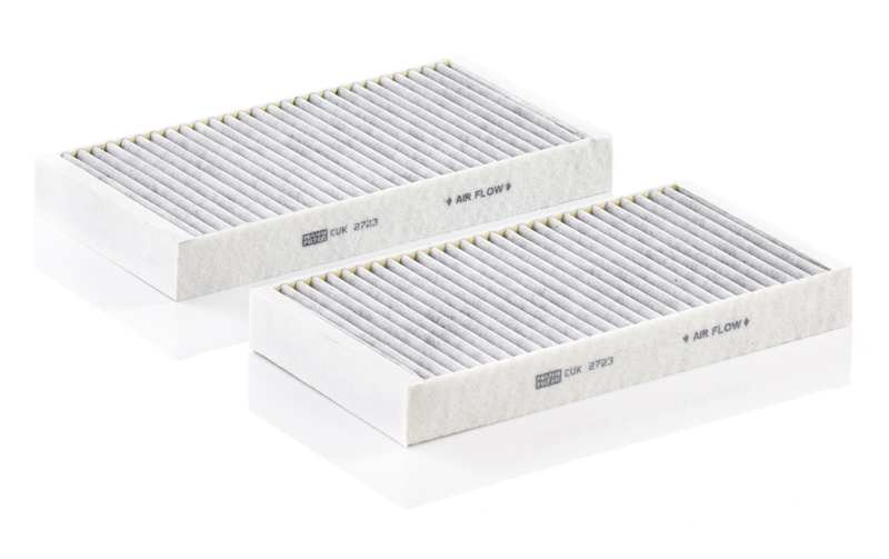 MANN-FILTER Innenraumluftfilter 304397/1 Aktiver Kohlenstofffilter, 2 PCs/Set
Filterausführung: Aktivkohlefilter, EU-Produktsicherheitsverordnung (GPSR): IEC 60417-6183 mechanisches Fachwissen erforderlich, Einbauposition: unter der Mittelkonsole, Einbauzeit [min]: 30, Länge [mm]: 266, Breite [mm]: 133, Höhe [mm]: 30